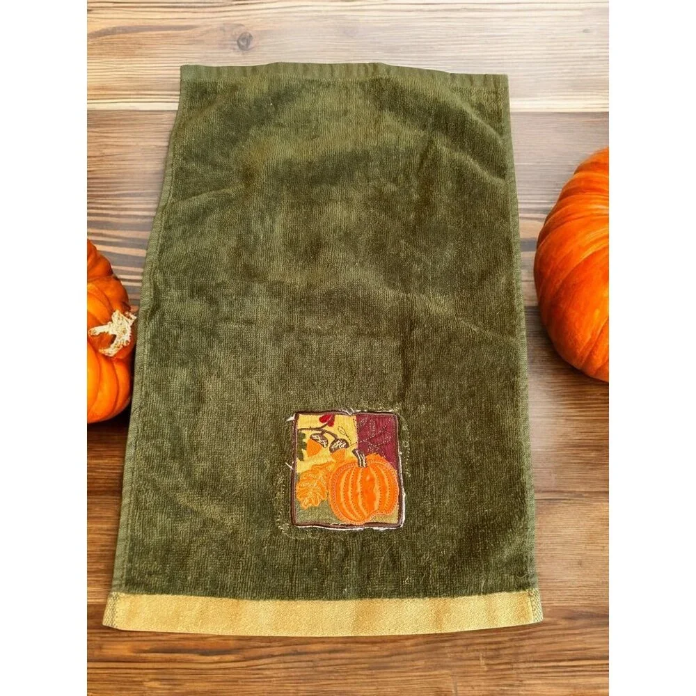 2 Olive Green Fall Pumpkin Towels , Hand towel and Fingertip towel